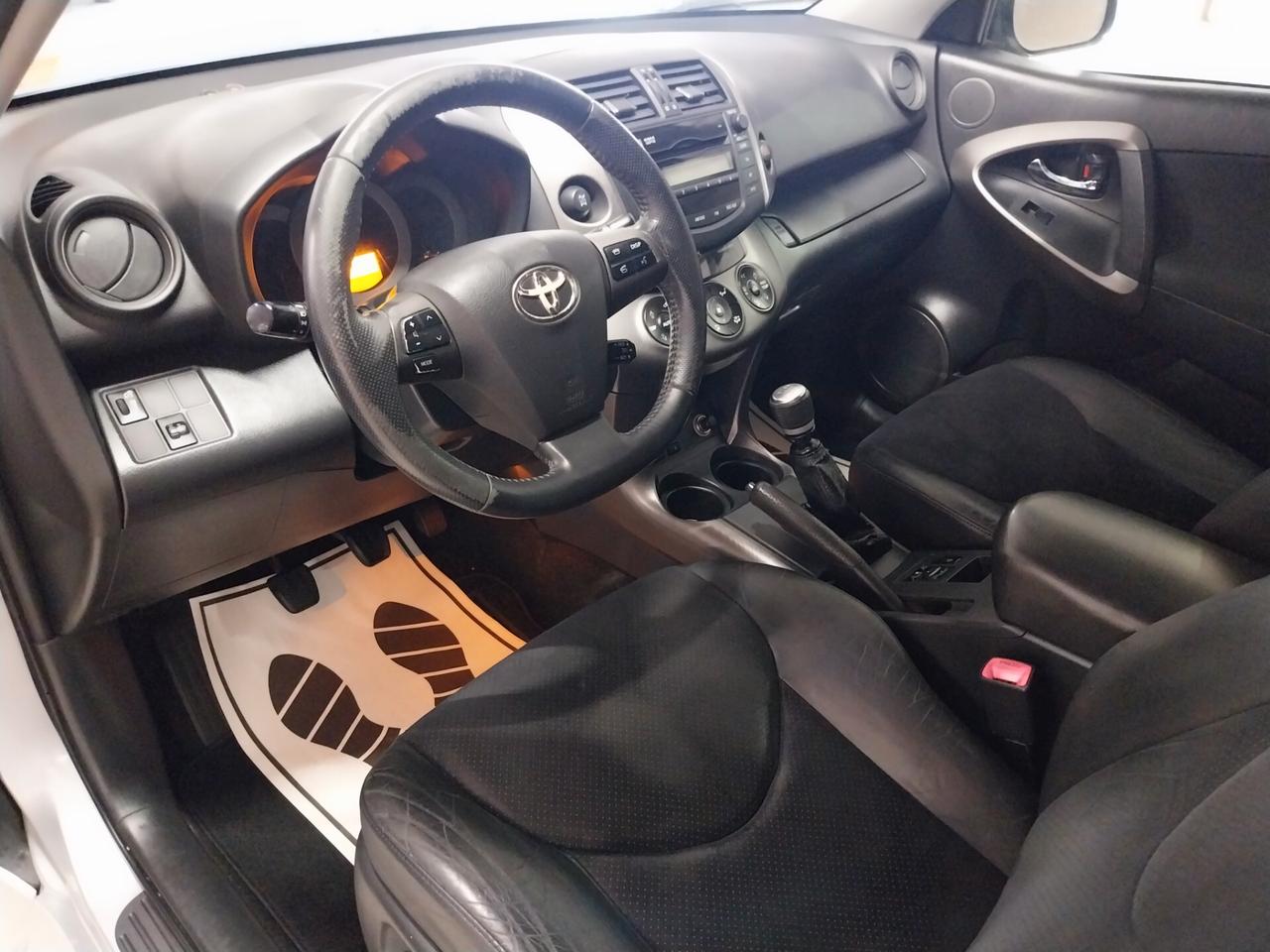 Toyota RAV 4 RAV4 2.2 D-4D 150 CV DPF Exclusive