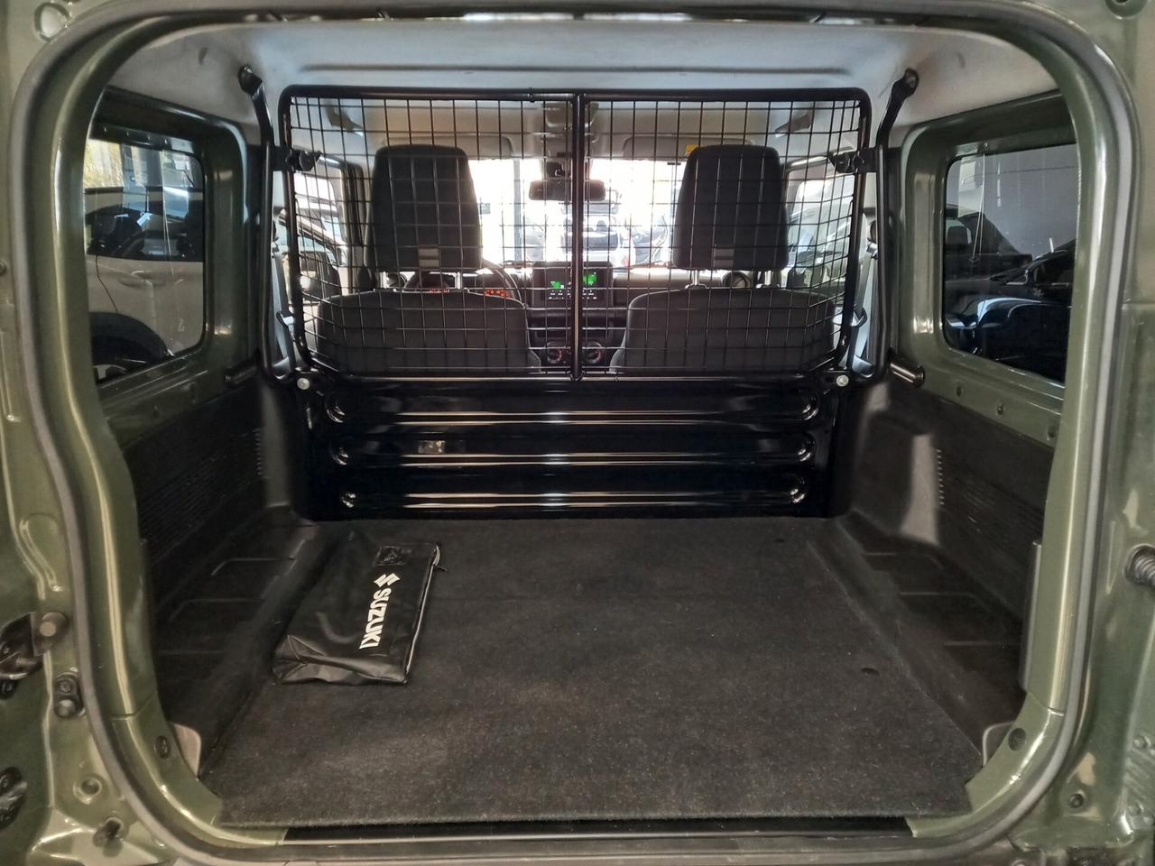 Suzuki Jimny 1.5 5MT PRO (N1)