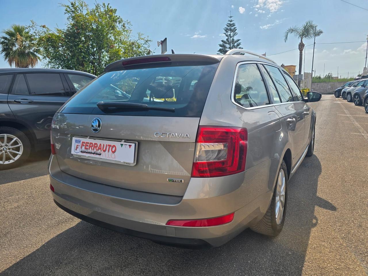 Skoda Octavia 1.4 TSI Executive G-Tec 110CV