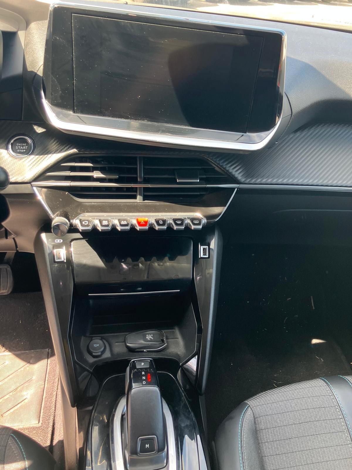 PEUGEOT 2008 1.5 BlueHDi 130cv EAT8 GT Pack