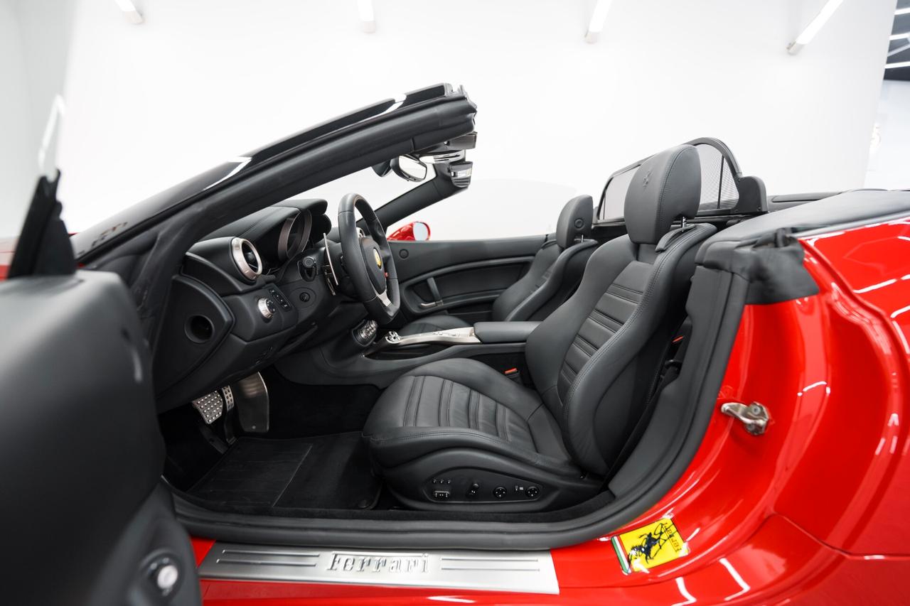 Ferrari California-FIRST PAINT