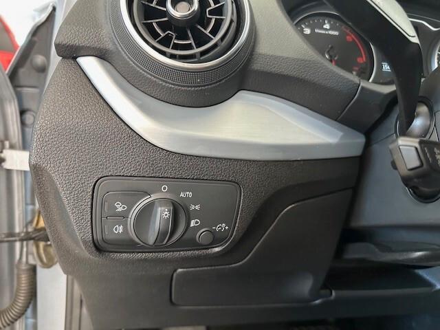 Audi Q2 35 TDI quattro S tronic Admired