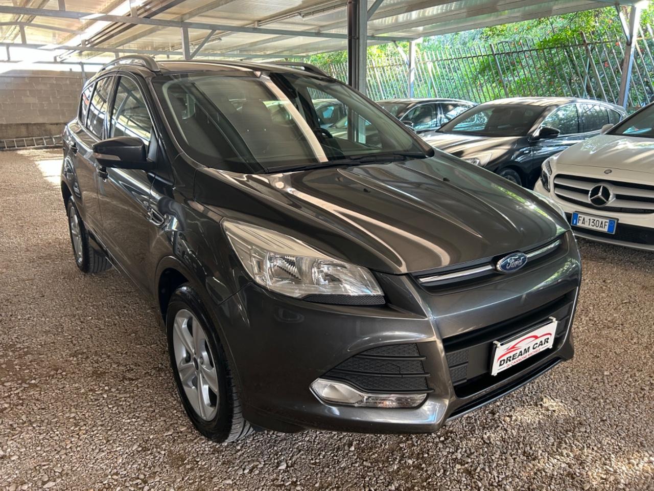 Ford Kuga 2.0 TDCI 120 CV S&S 2WD Titanium