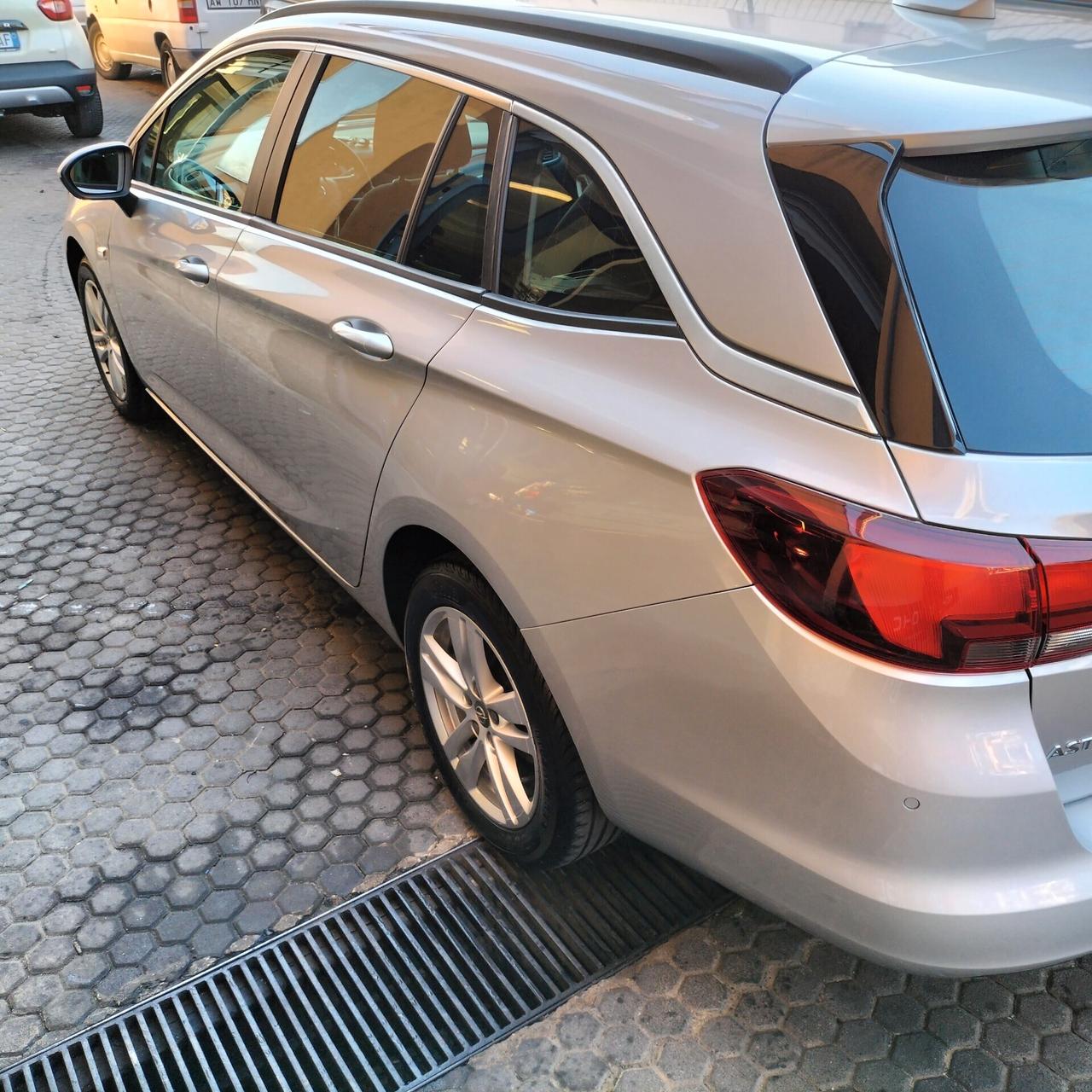 Opel Astra 1.6 CDTi 110CV Start&Stop Sports Tourer Advance