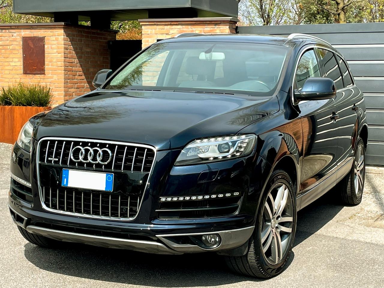 AUDI Q7 3.0D-8marce-4x4-EURO 5-Navi,Led-2012