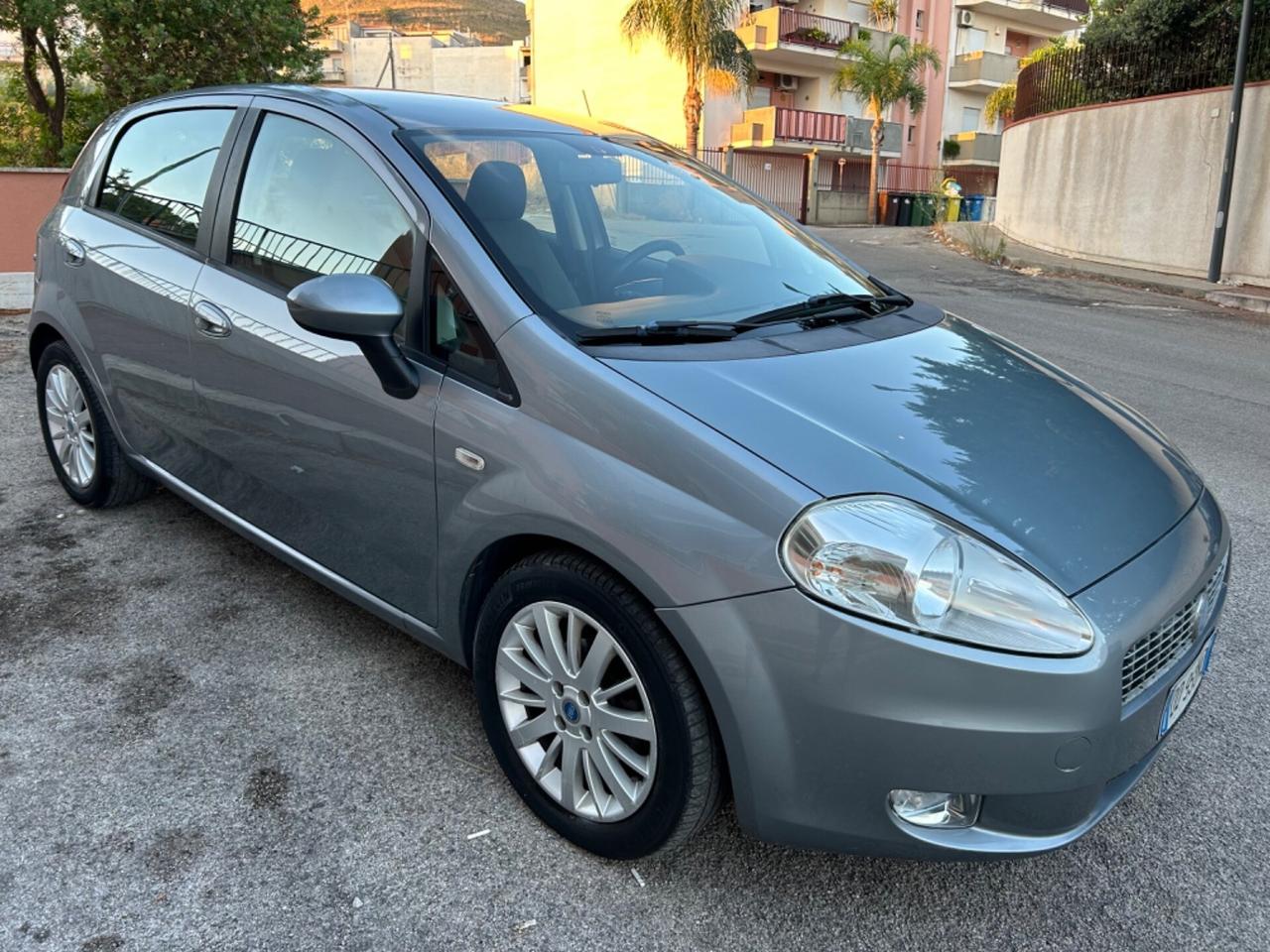 Fiat Grande Punto Grande Punto 1.3 MJT ideale per