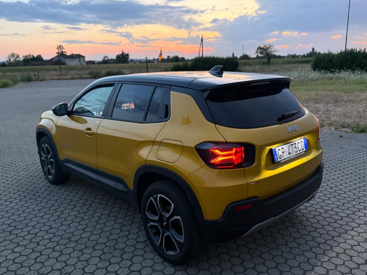 Jeep Avenger 1.2 Turbo 100 CV Summit