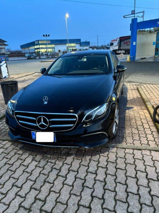 MERCEDES-BENZ E 220 d Auto Exclusive