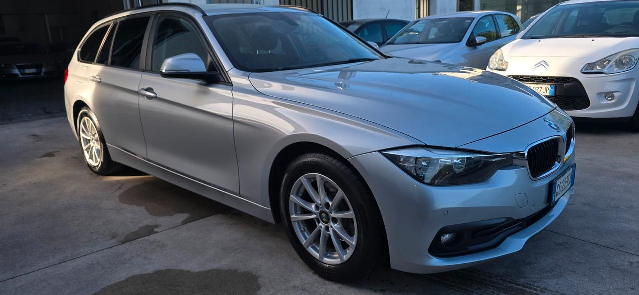 Bmw 318 318d xDrive Touring Business Advantage