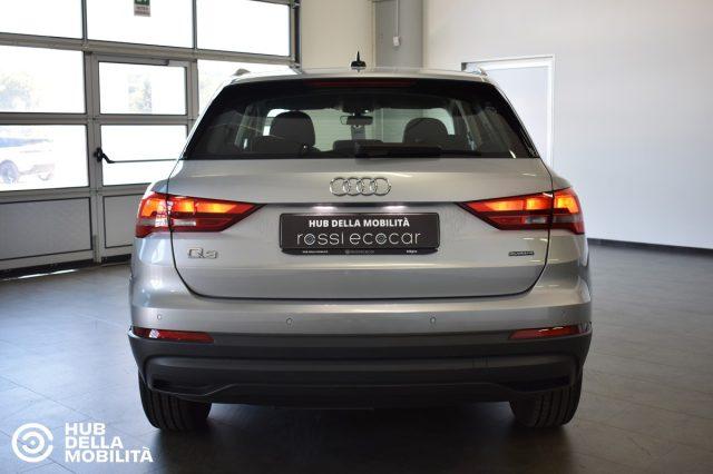 AUDI Q3 40 TDI quattro S tronic Business