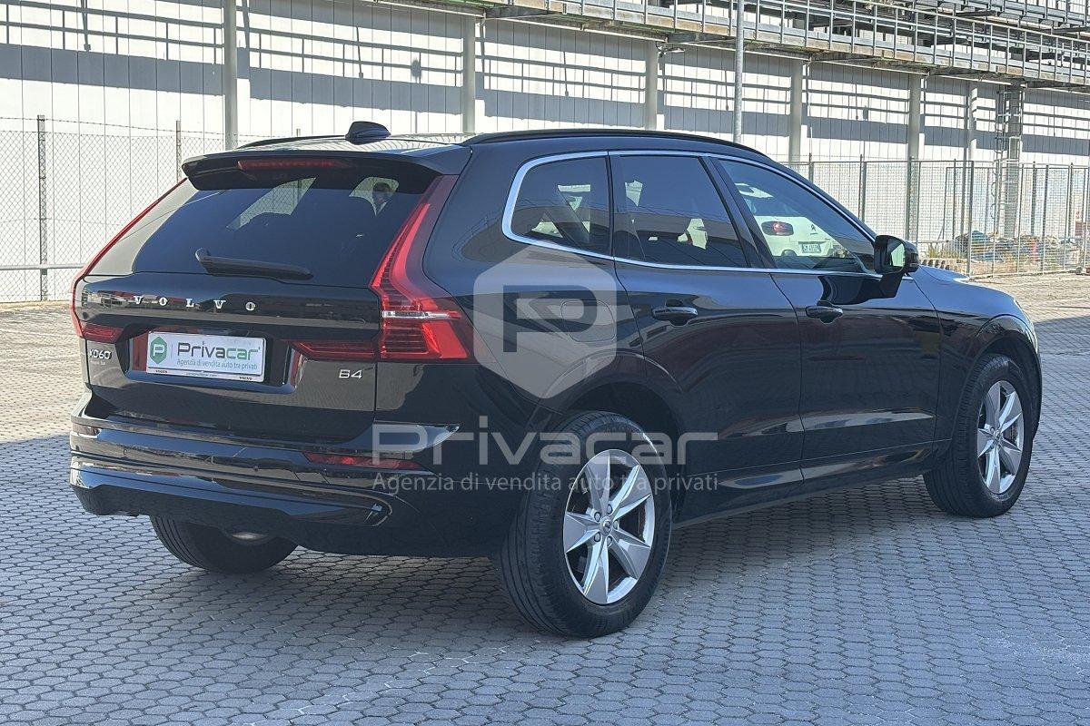 VOLVO XC60 B4 (d) Geartronic Momentum Pro