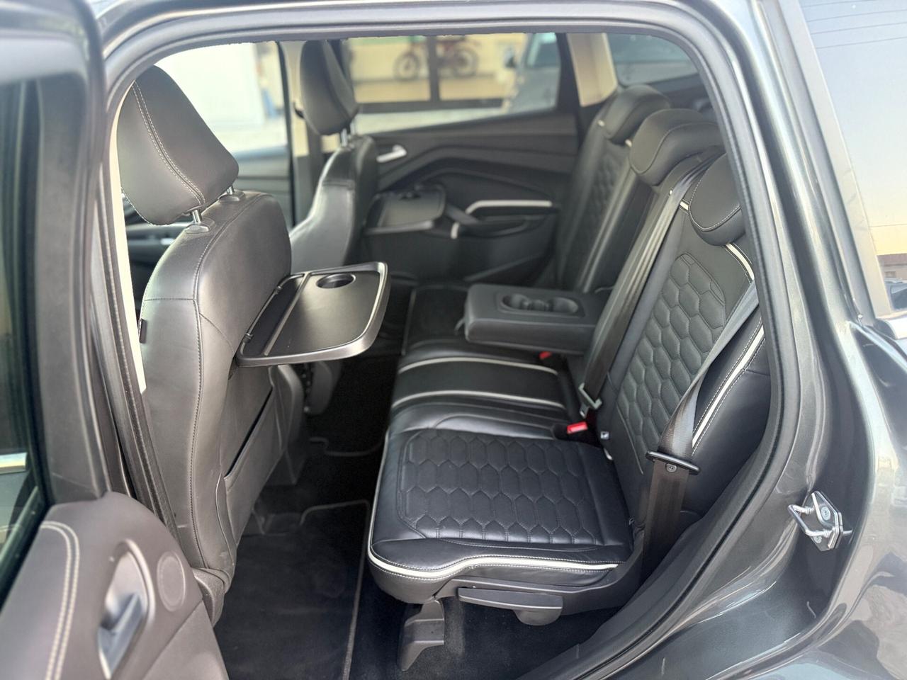 Ford Kuga 2.0 TDCI 150 CV S&S 4WD Powershift Vignale