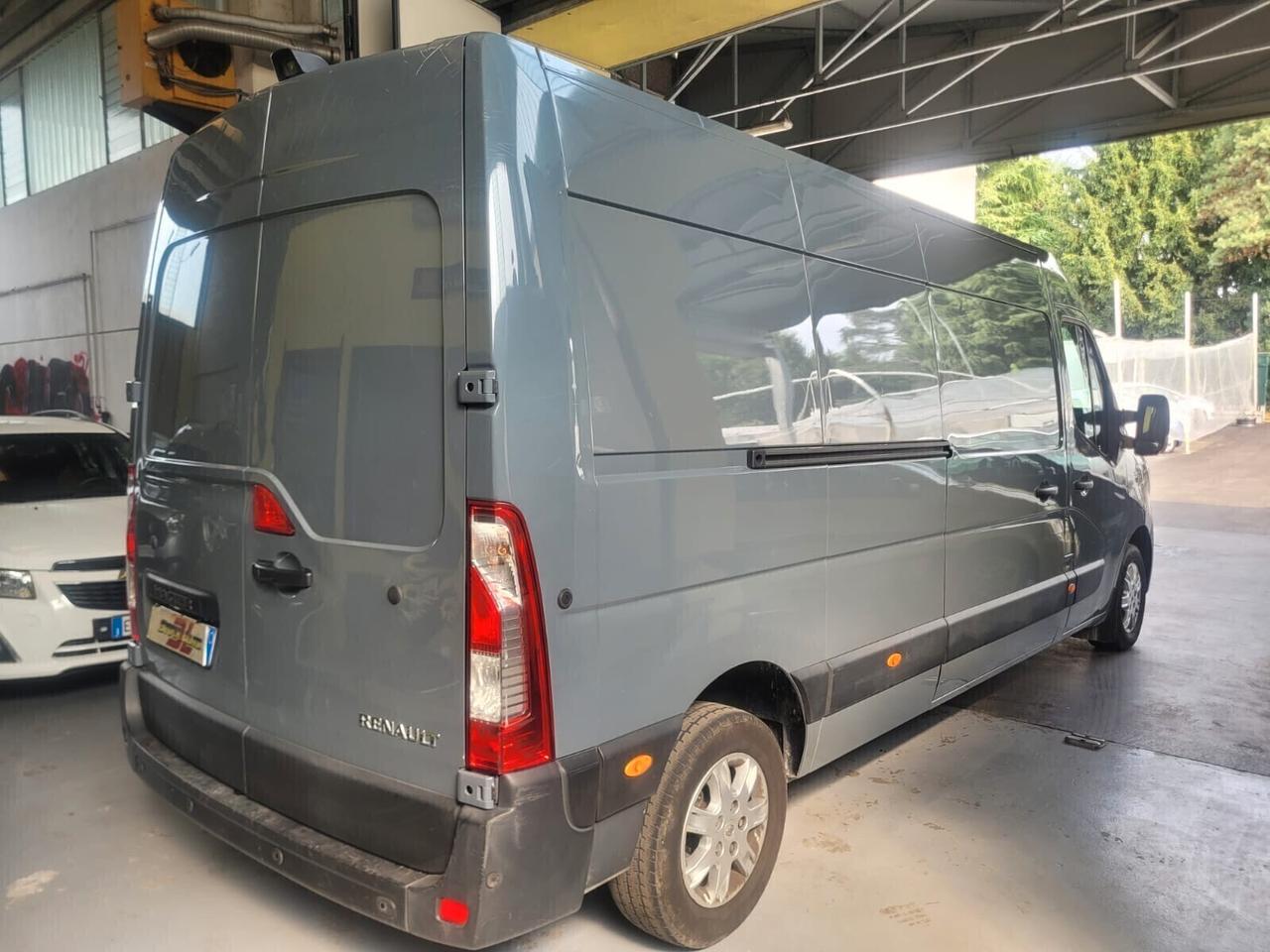 Renault Master T35 2.3 BELLISSIMO