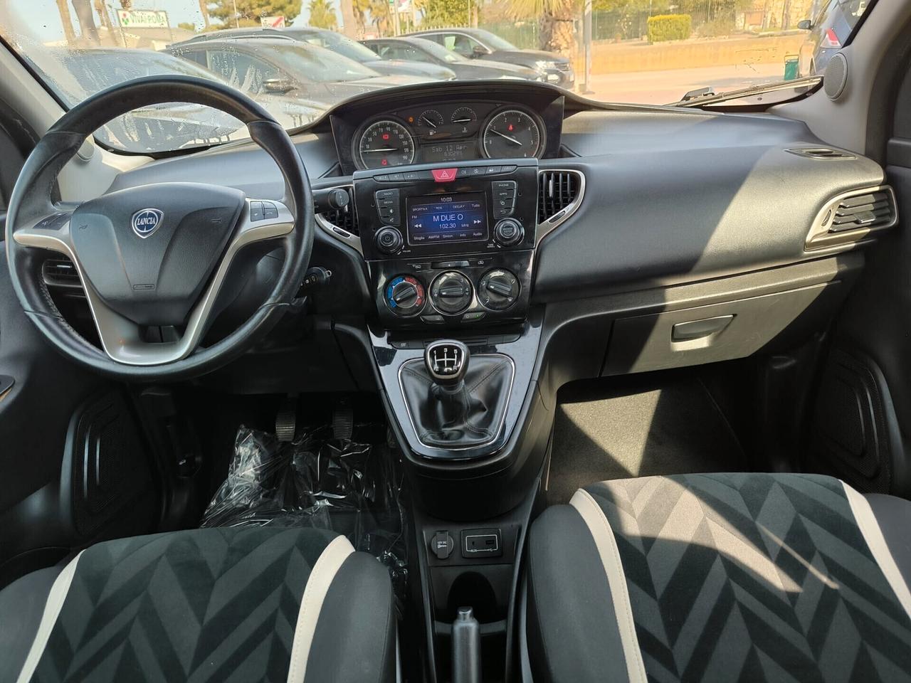 Lancia Ypsilon 1.3 MJT 16V 95 CV 5 porte S&S Gold