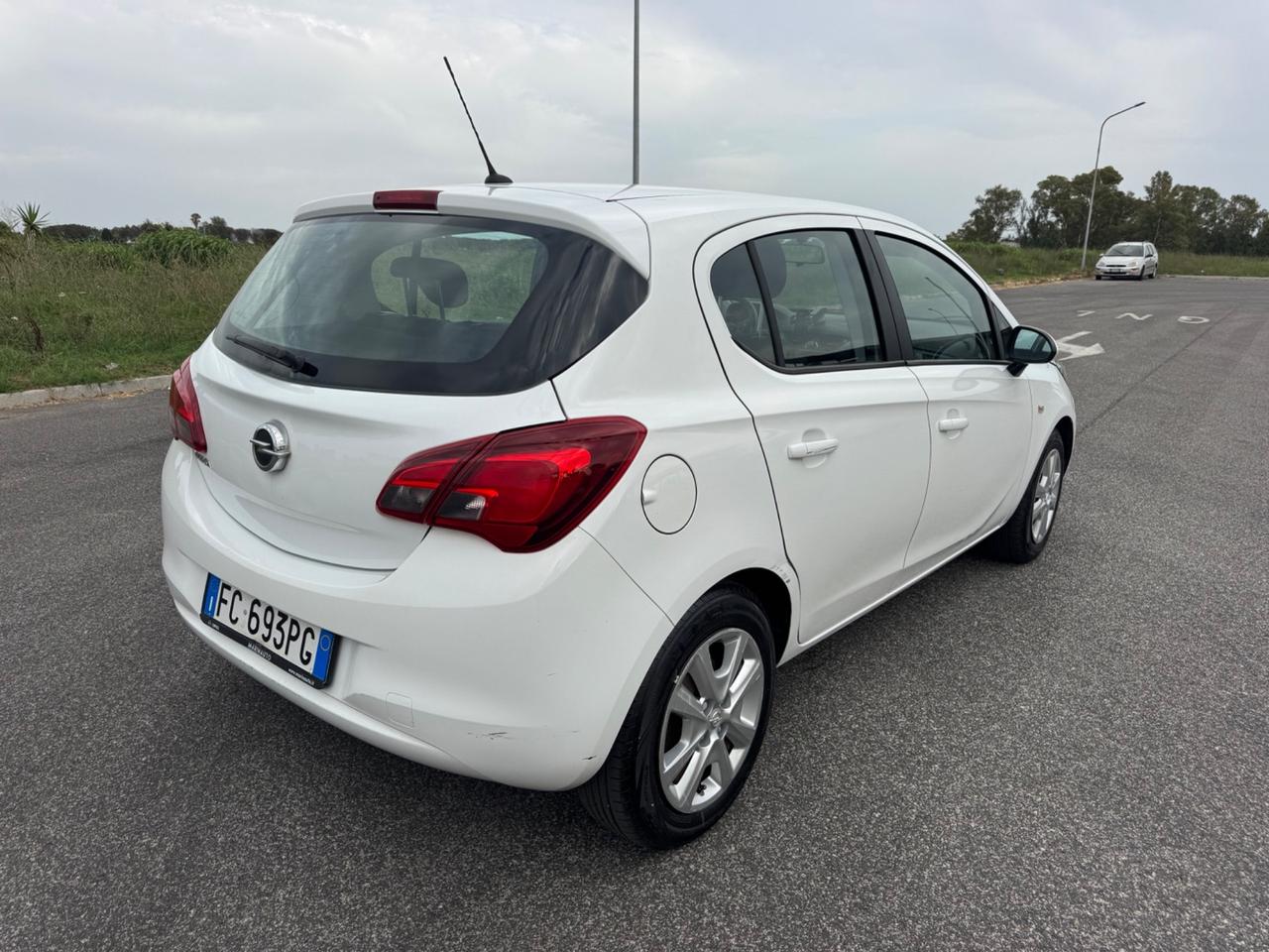 Opel Corsa 1.4 90CV GPL Tech 5 porte Innovation
