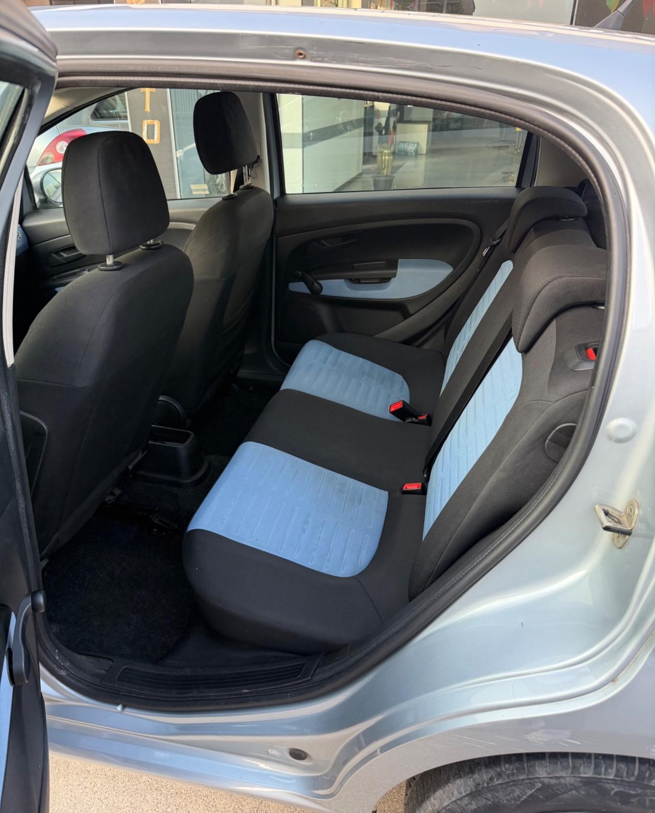 Fiat Grande Punto 1.4 5 porte Dynamic- Neopatentati