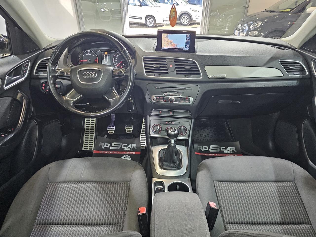 Audi Q3 2.0 TDI 140cv S line