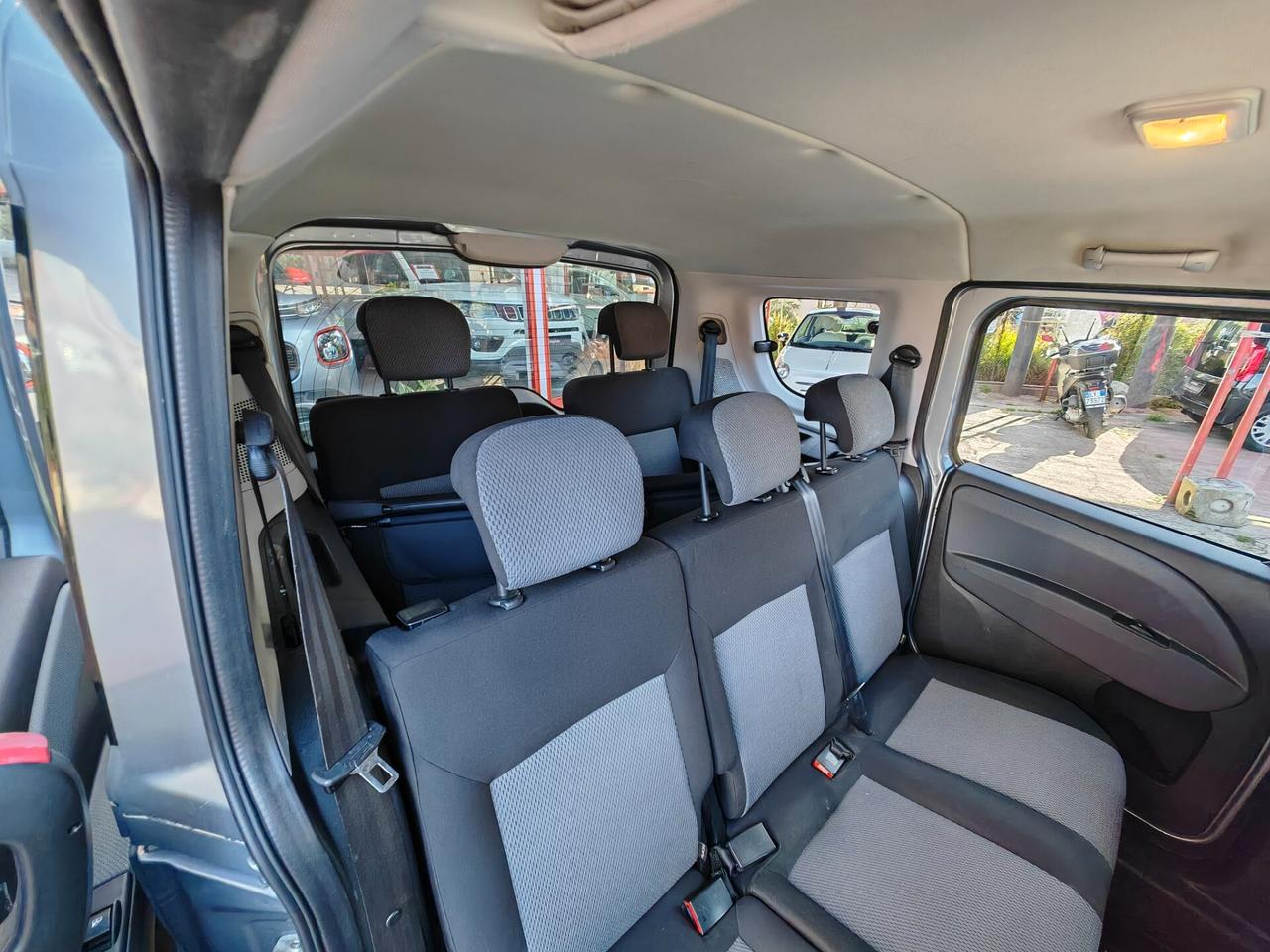 Fiat Doblo 1,6 diesel 03/2011 Cv90 SETTE POSTI