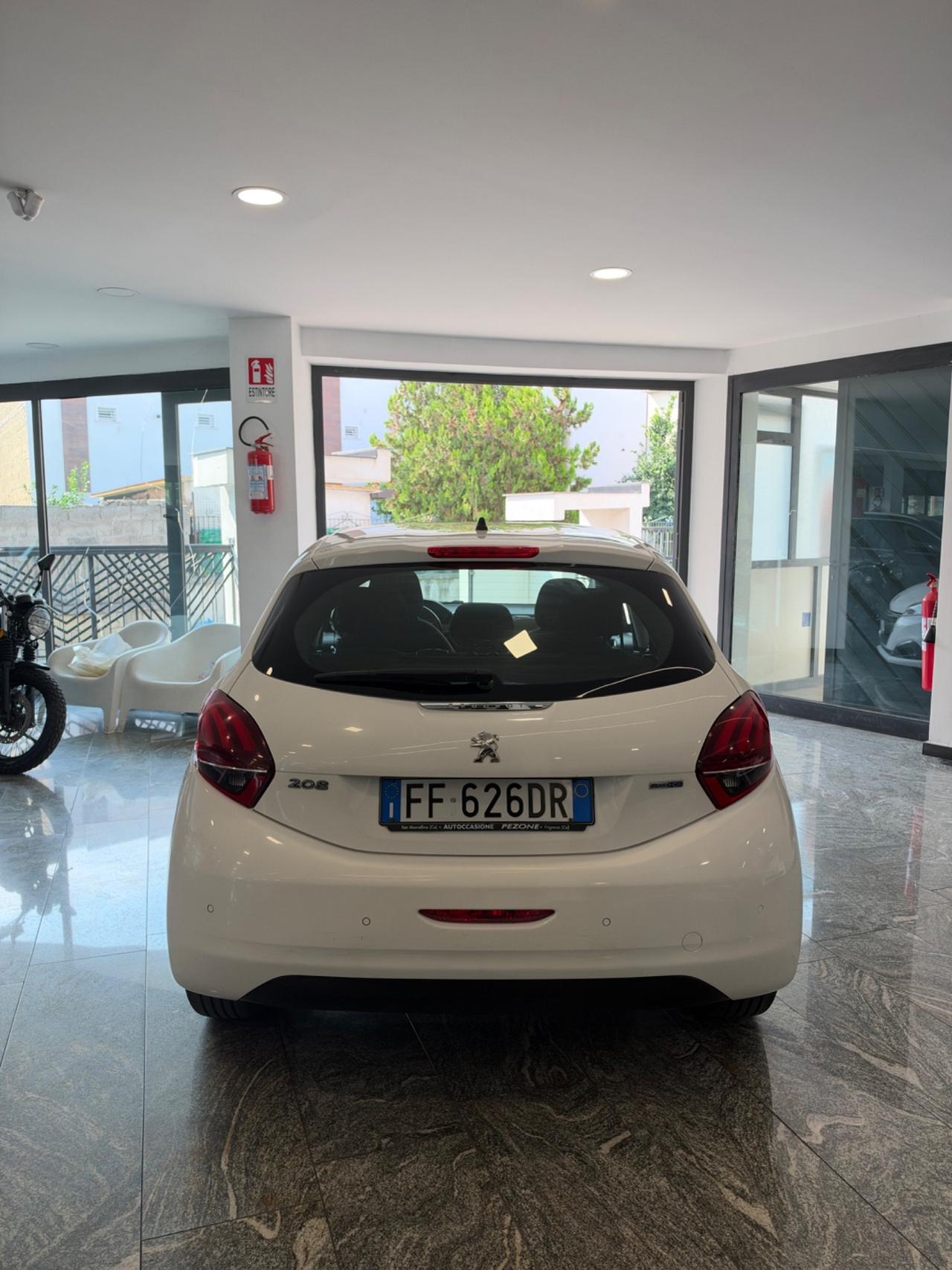 Peugeot 208 BlueHDi 75 5 porte Allure