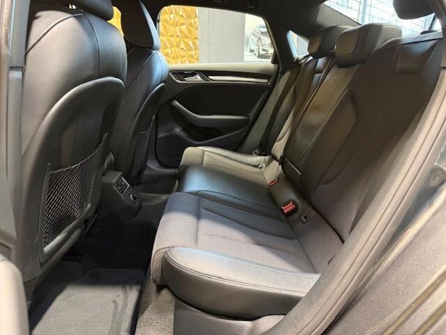 Audi A3 Sedan 30 1.6 tdi S-line116cv s-tronic