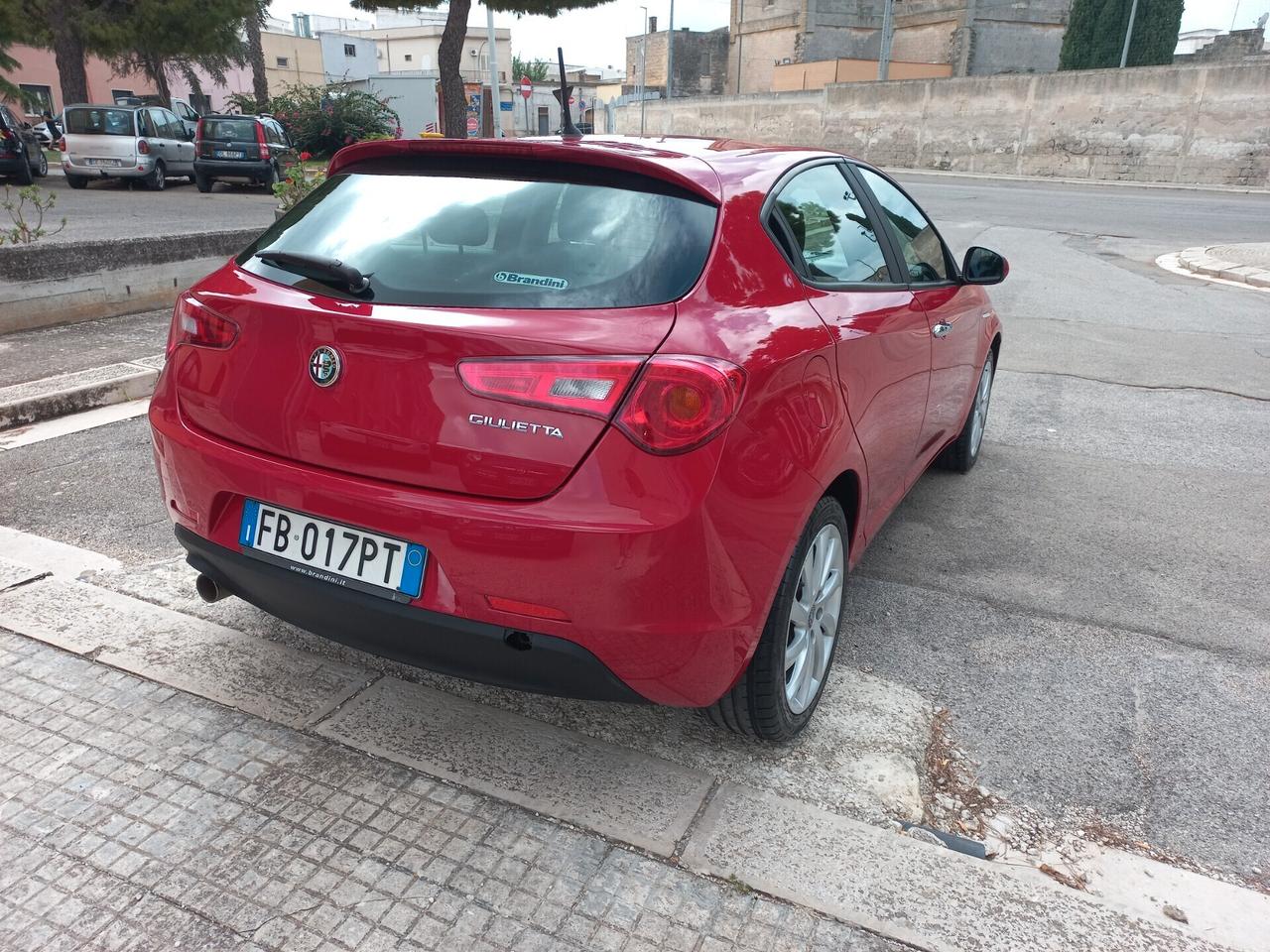 Alfa Romeo Giulietta 1.6 JTDm-2 120 CV Distinctive
