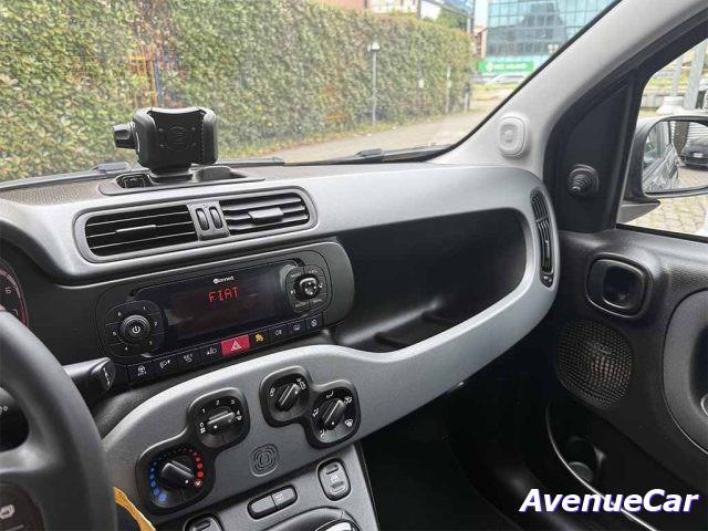 FIAT Panda 1.0 firefly hybrid City Life ADATTA A NEOPATENTATI