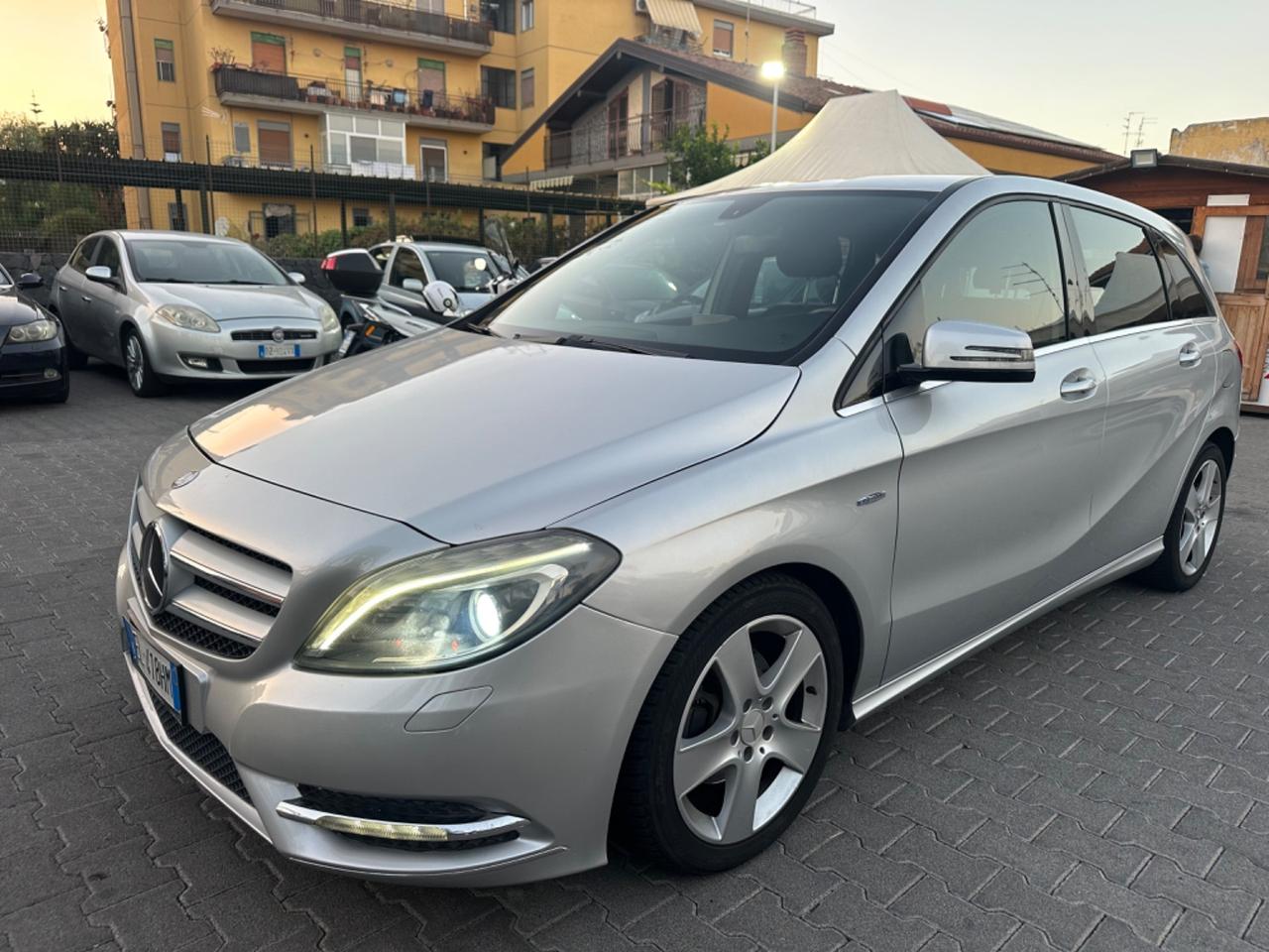 Mercedes-benz B 180 motore Mercedes CDI Premium