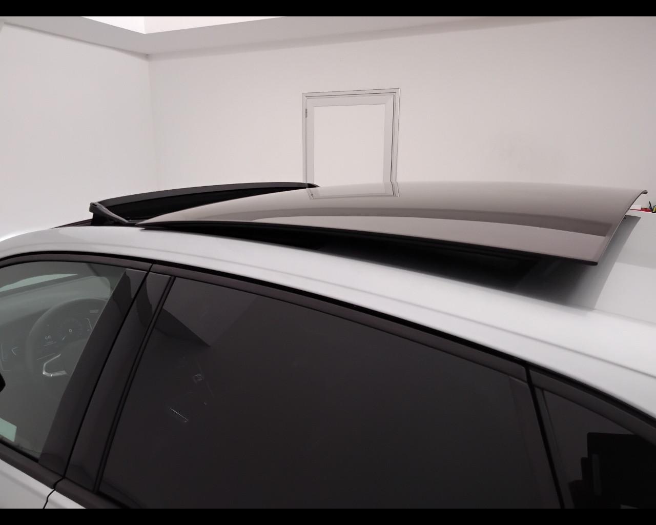 VOLKSWAGEN Taigo - Taigo 1.0 tsi R-Line 115cv