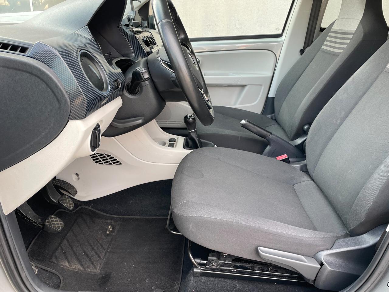 VOLKSWAGEN UP! 5 PORTE - BENZINA - 2017 - 99.611 KM