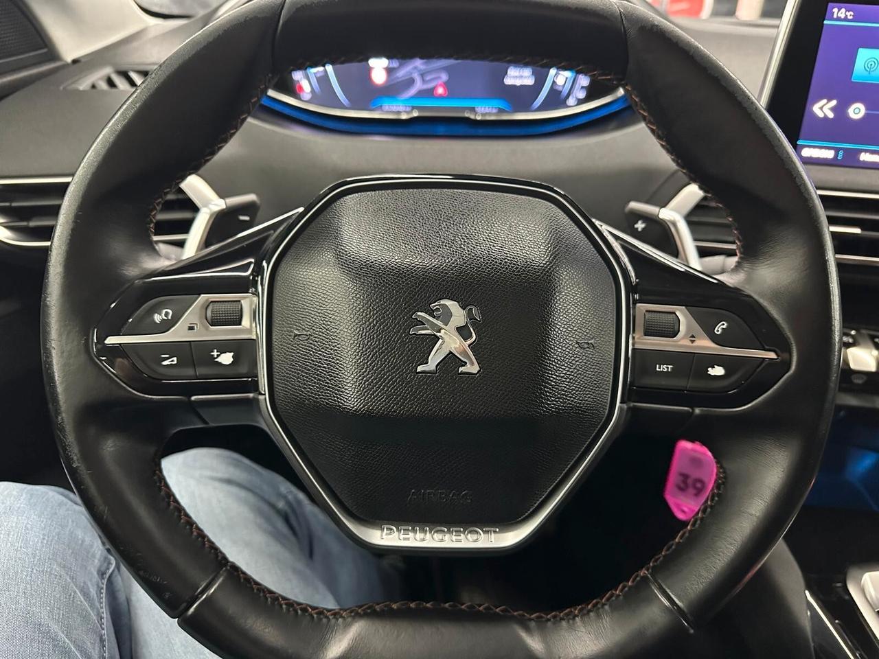 Peugeot 3008 BlueHDi 120 S&S Business