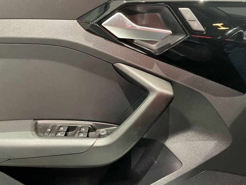 Audi A1 Sportback 25 1.0 tfsi Admired my20