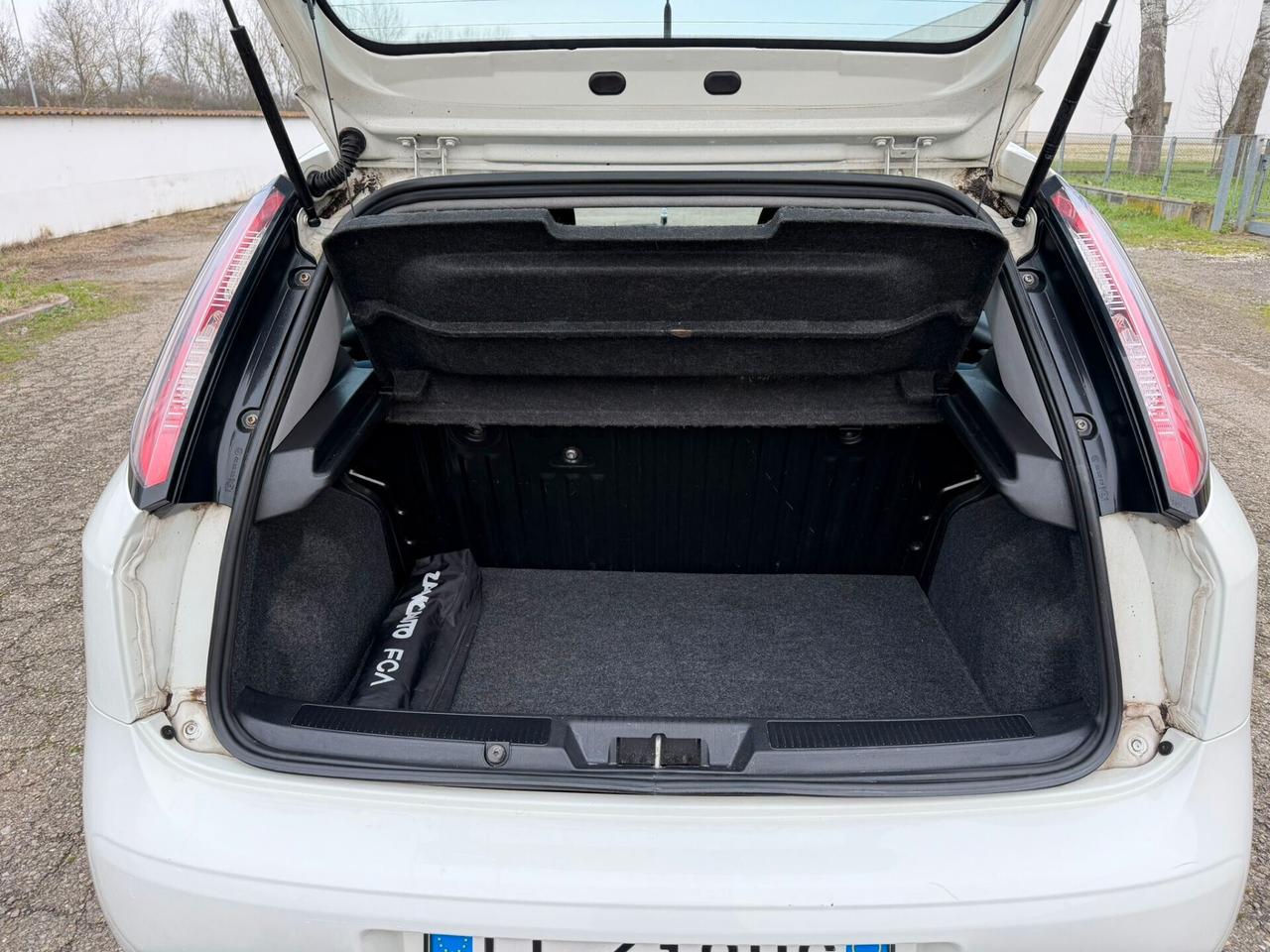 Fiat Punto Evo 1.4 Benzina Metano EURO 5B