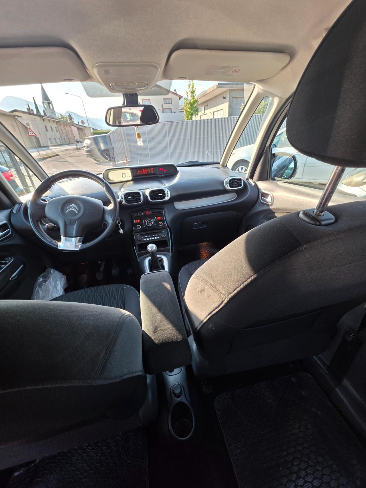 Citroen C3Picasso 1.6D 90 Exclusive garantita 12M