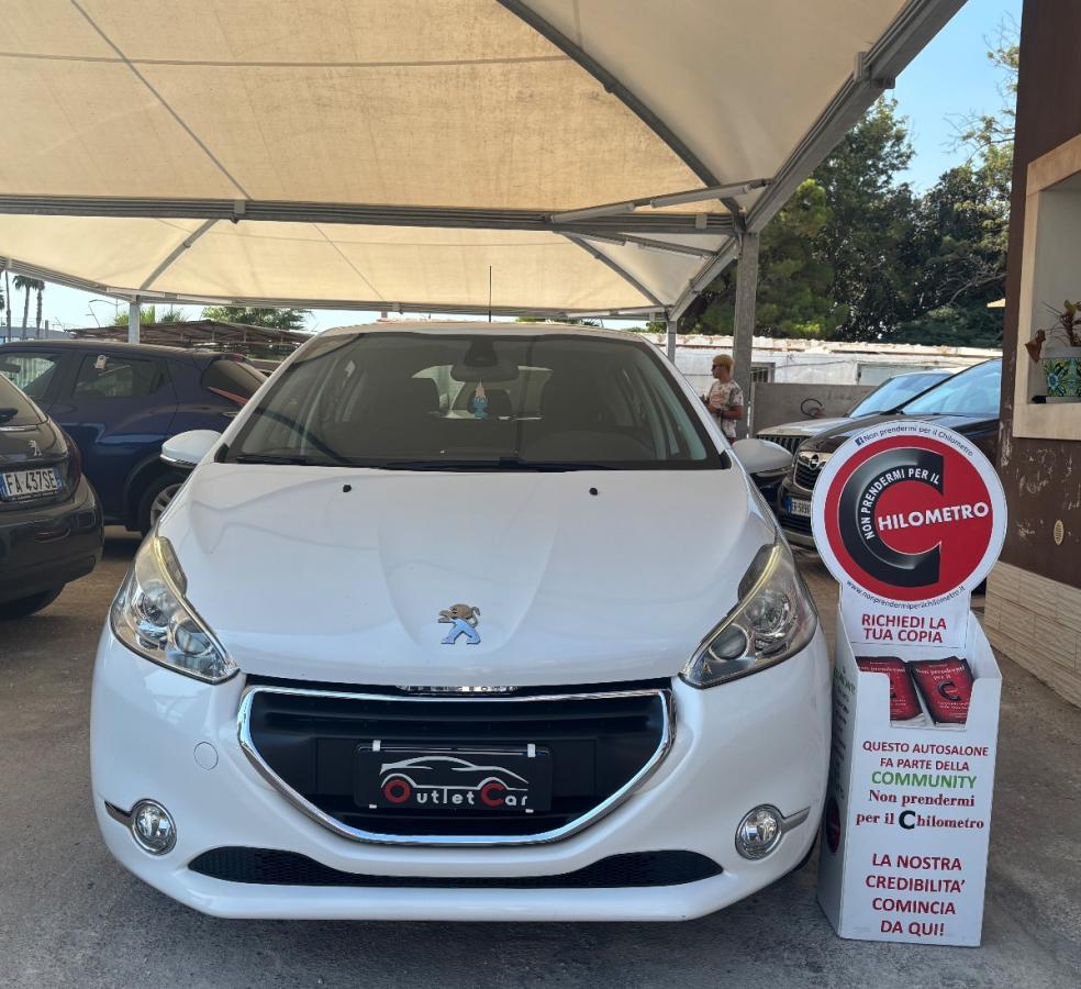 PEUGEOT - 208 - 1.4 HDi 68 CV 5p. Allure