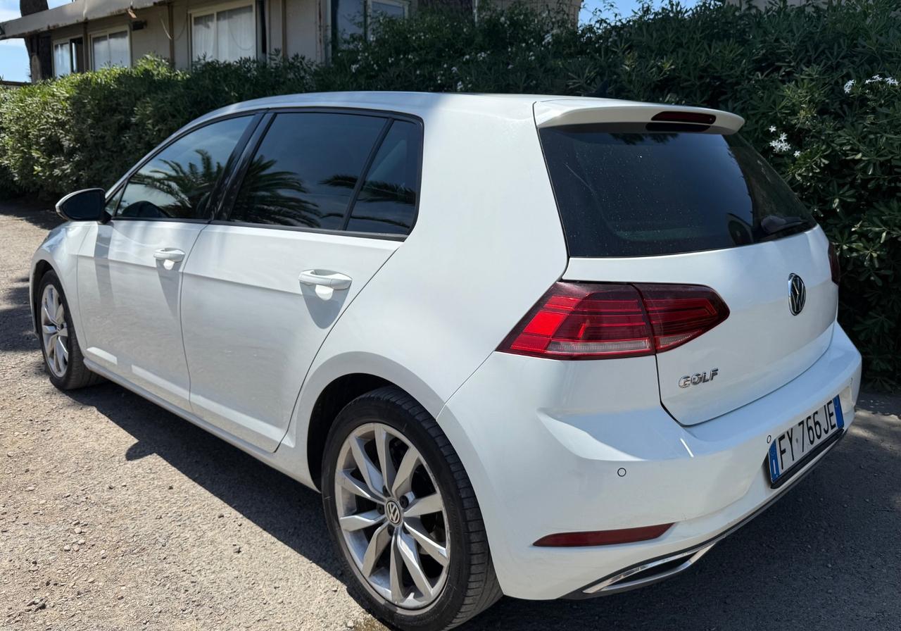 Volkswagen Golf 1.6 TDI 115 CV accessoriato