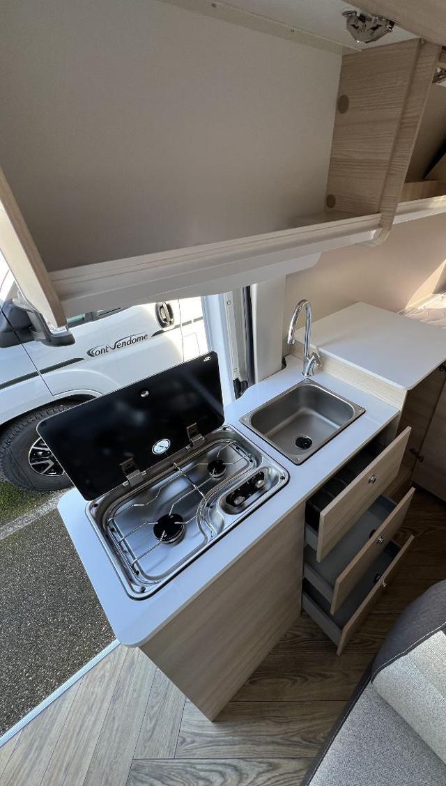 CHAUSSON V697 FIRST LINE