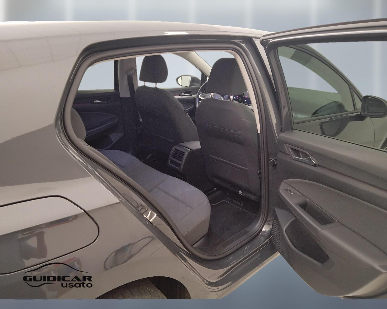 VOLKSWAGEN Golf VIII 2020 - Golf 1.0 etsi evo Life 110cv dsg