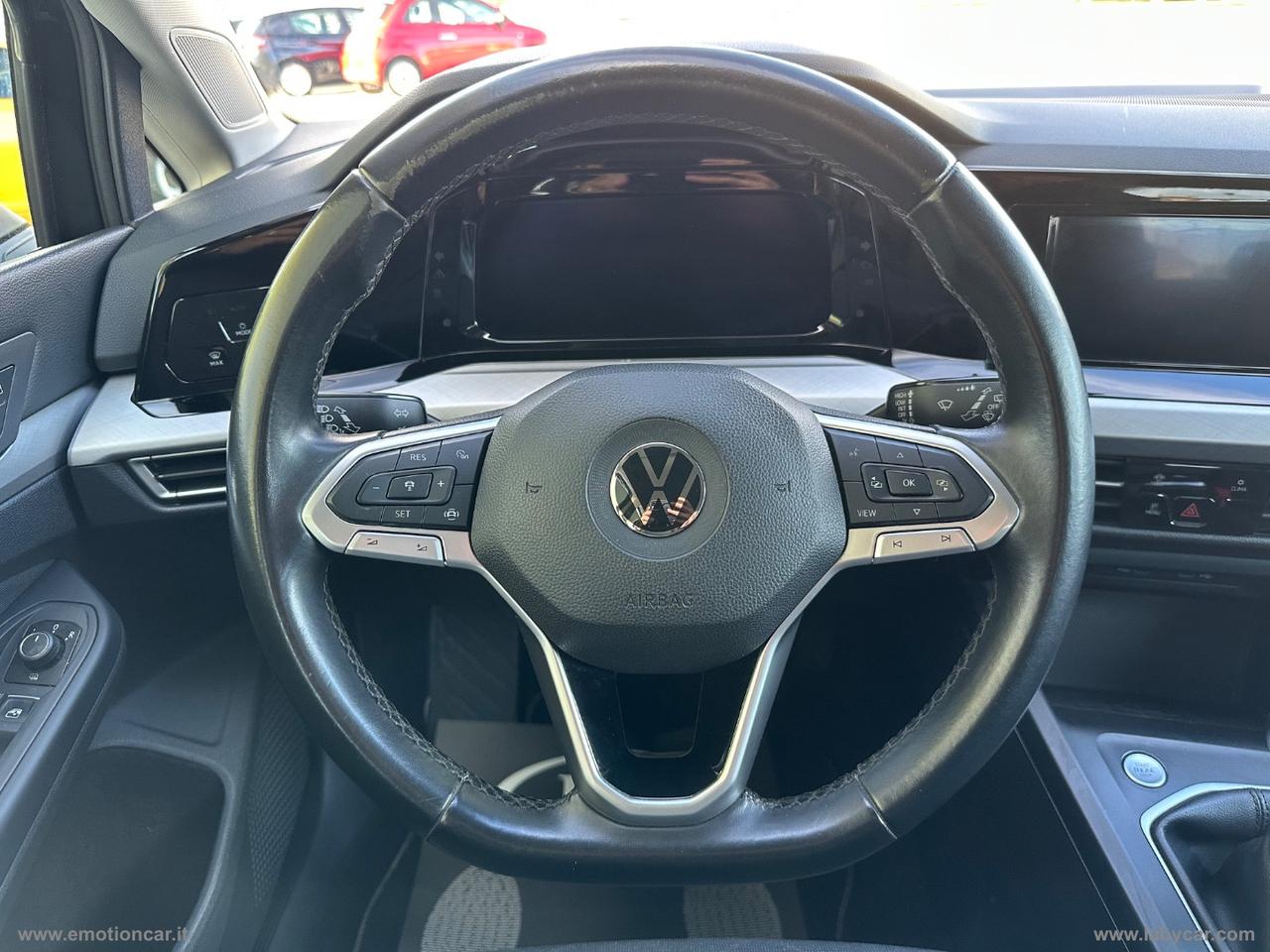 VOLKSWAGEN Golf 1.0 TSI EVO Life - 2021