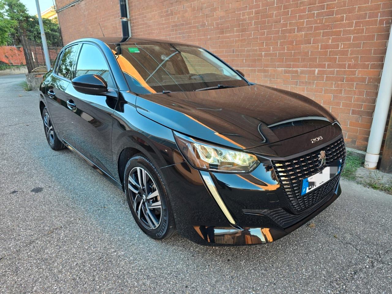 Peugeot 208 PureTech 100 Stop&Start 5 porte Allure