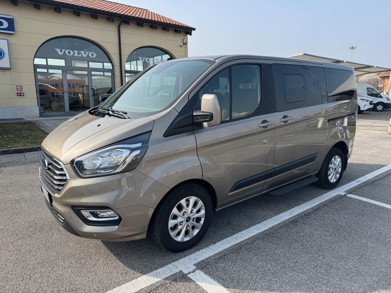 Ford Tourneo Custom Trend 2.0 TDCi 130CV 9posti