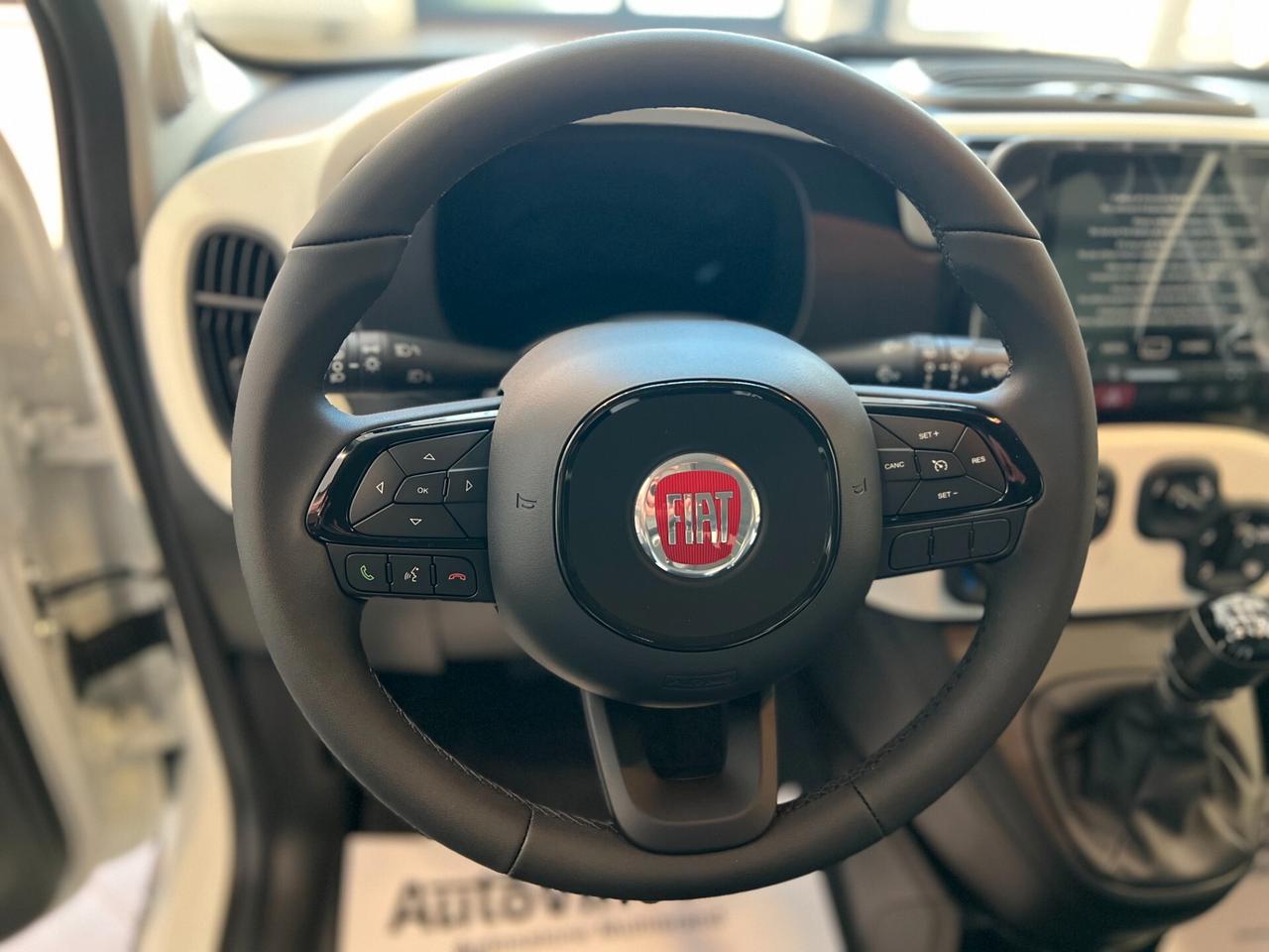 Fiat Panda 1.0 FireFly Hybrid Pandina KM0