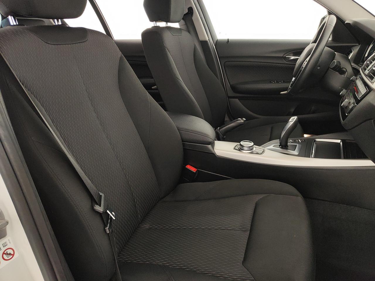 BMW 116d Advantage 5p auto