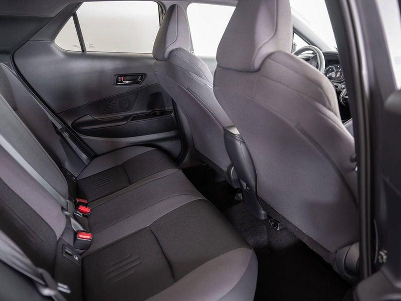Toyota C-HR 2.0 HV E-CVT Trend AWD-i