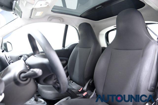 SMART ForTwo 70 1.0 TWINAMIC TETTO PANORAMA NEOPATENTATI