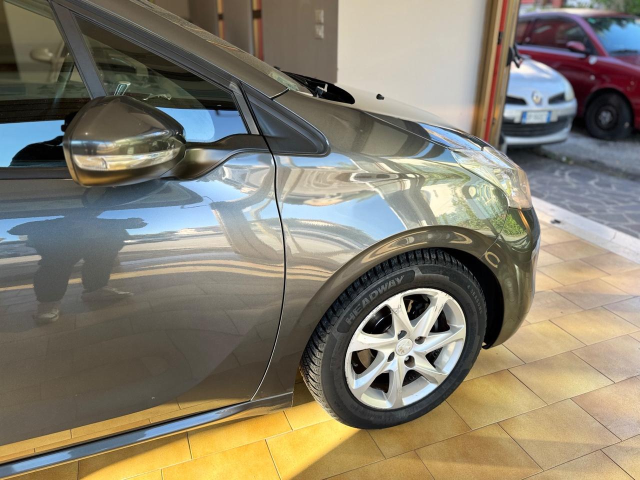 Peugeot 208 1.4 VTi 95 CV 5p. Allure