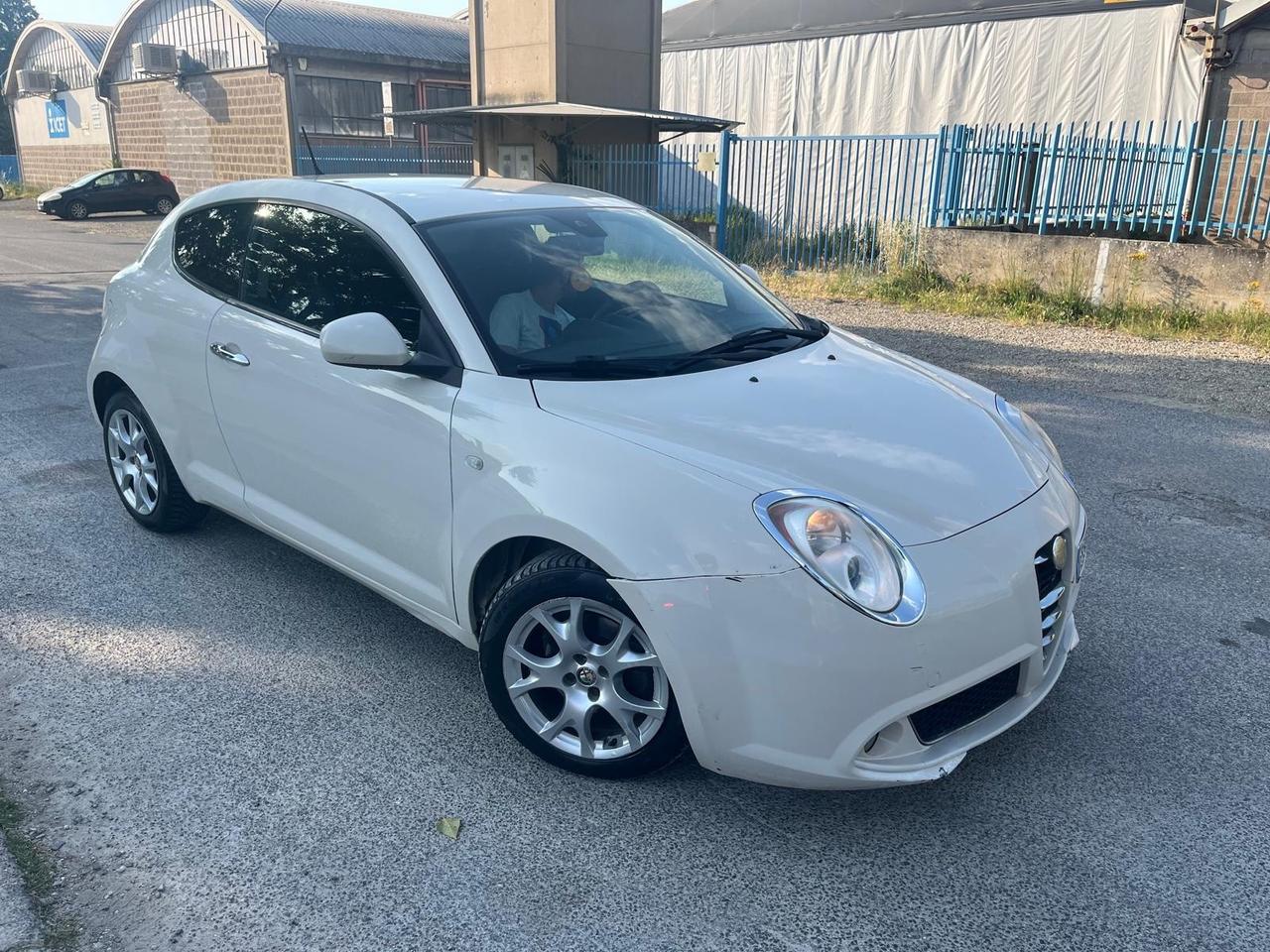 Alfa Romeo MiTo 1.3 JTDm-2 95 CV S&S Distinctive Sport Pack