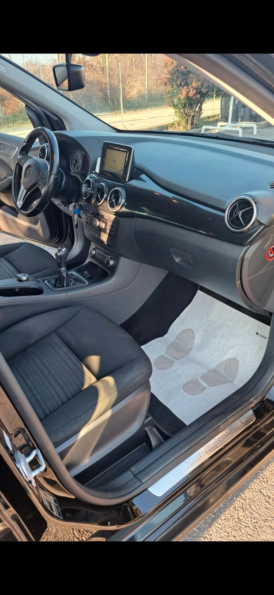 Mercedes-benz B 180 CDI Premium