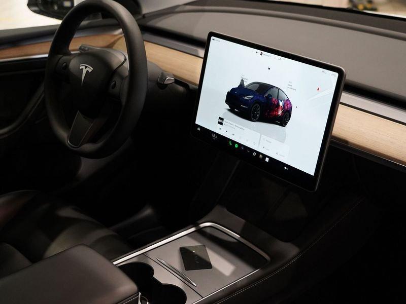 Tesla Model Y Model Y Single Motor rwd