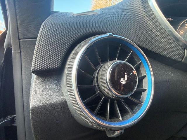 AUDI TT RS Coupé 2.5 TFSI quattro S tronic COMPETITION