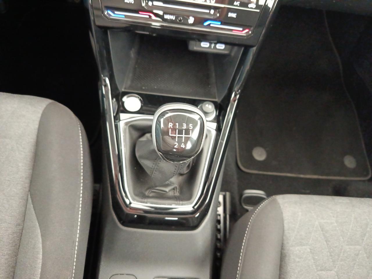 VOLKSWAGEN T-Cross - T-Cross 1.0 TSI Life